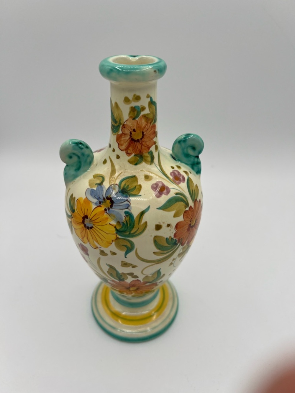 Deruta Italy hand painted floral vase - Picture 2 of 10